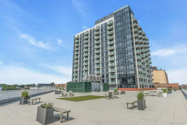 $638,000 | 88-08 Justice Avenue, Unit 15N | Elmhurst