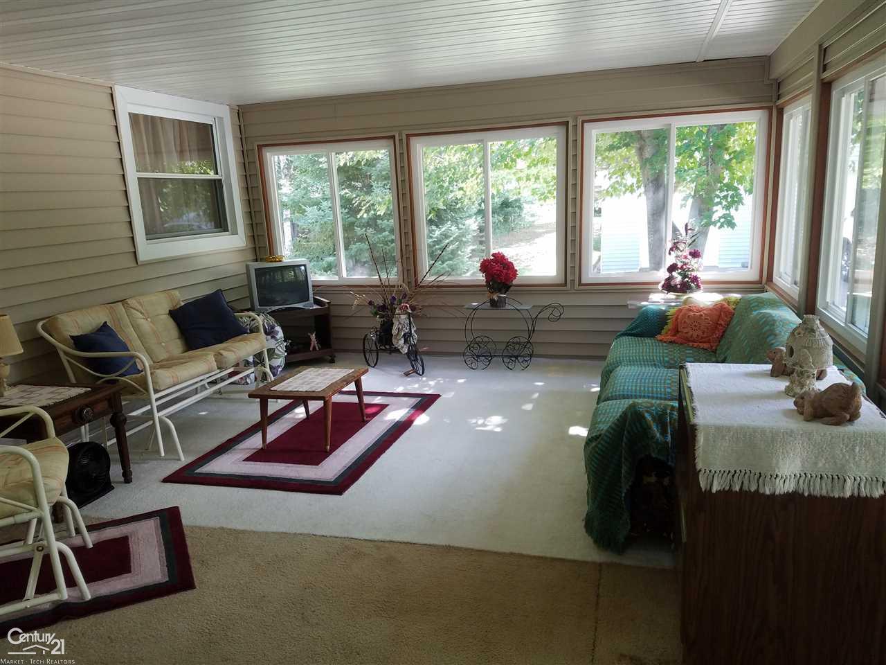 1390 West Youngs Road Gladwin, MI 48624 - Photo 11 of 75