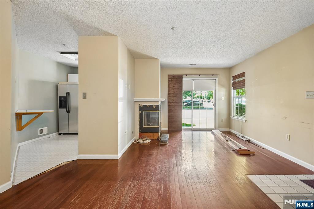 1412 York Street Mahwah, NJ 07430 - Photo 6 of 20