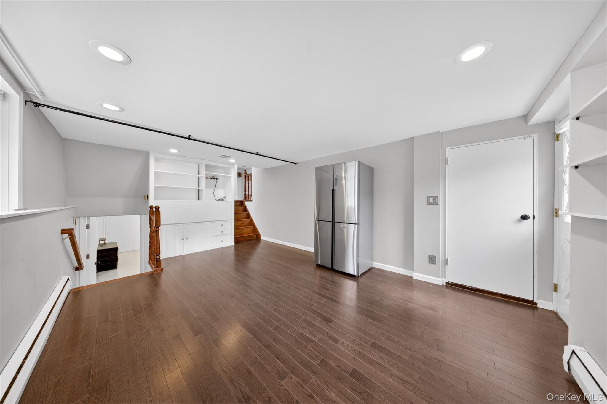 5 Joseph Court Syosset, NY 11791 - Photo 27 of 29