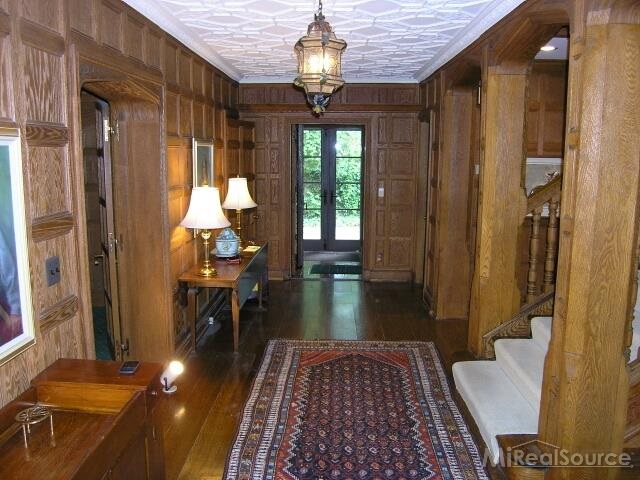 79 Cloverly Road Grosse Pointe Farms, MI 48236 - Photo 9 of 30