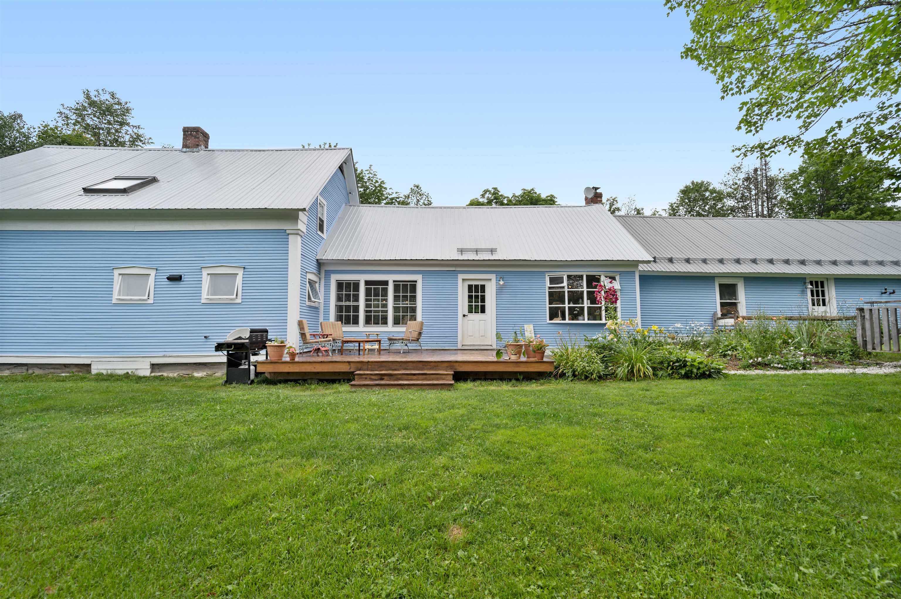 323 Calais Road Worcester, VT 05682 - Photo 2 of 39