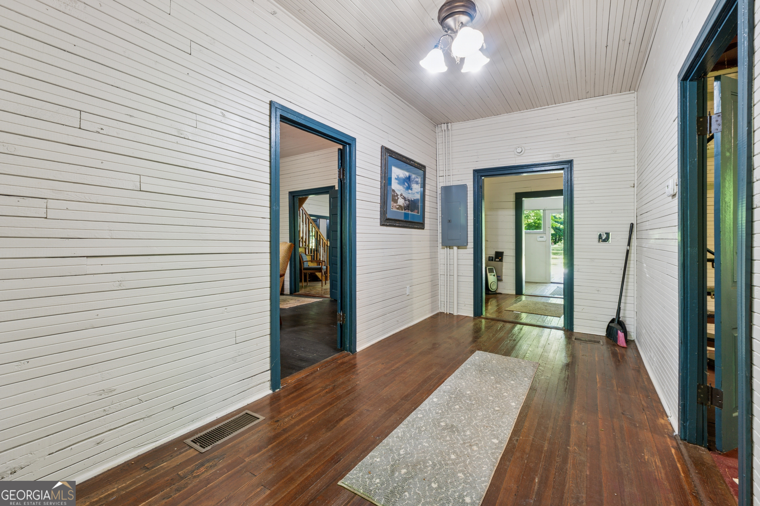 13795 Arnold Mill Road Roswell, GA 30075 - Photo 33 of 47