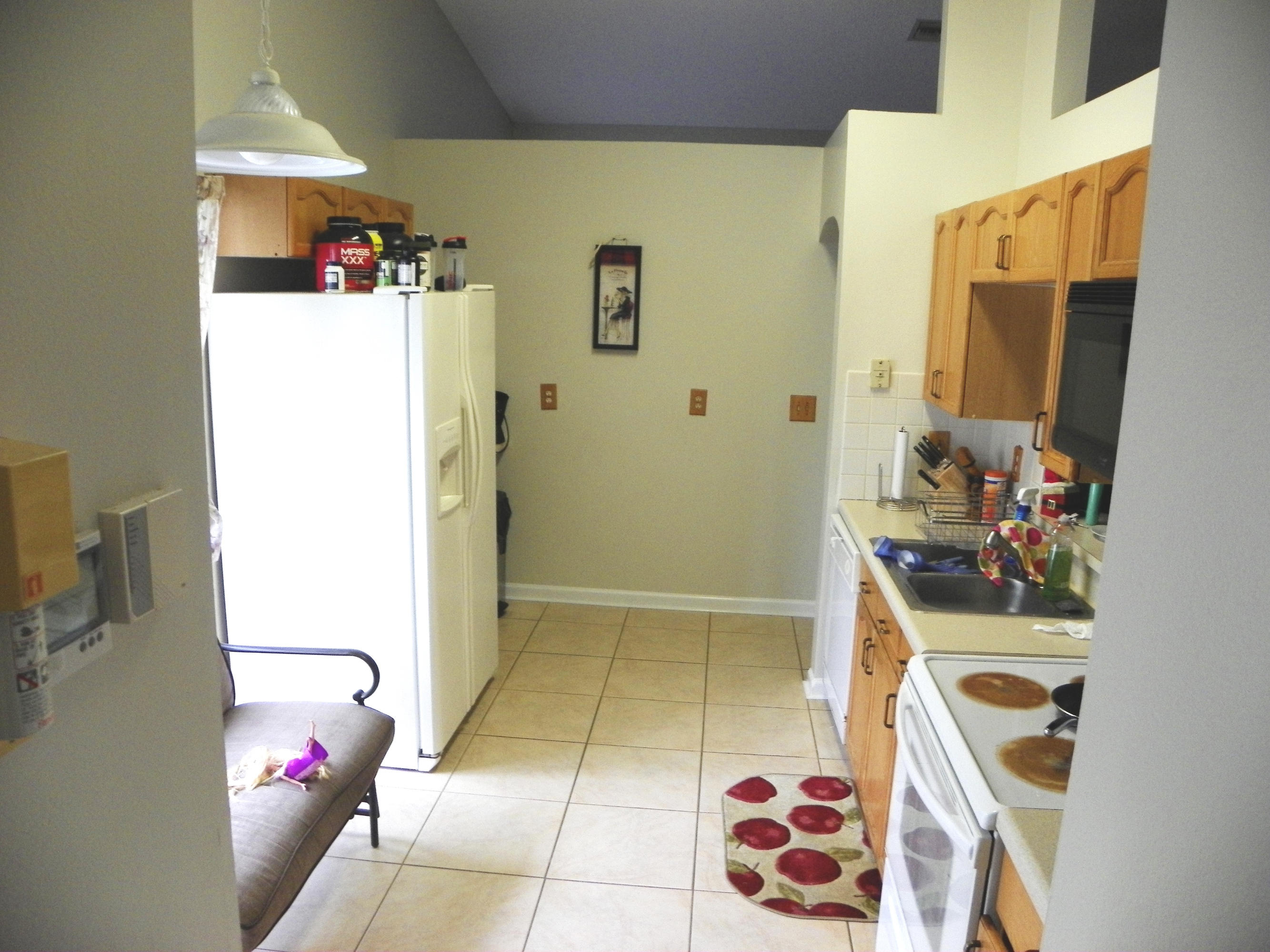 15 Ripley Way Boynton Beach, FL 33426 - Photo 6 of 14 Kitchen1