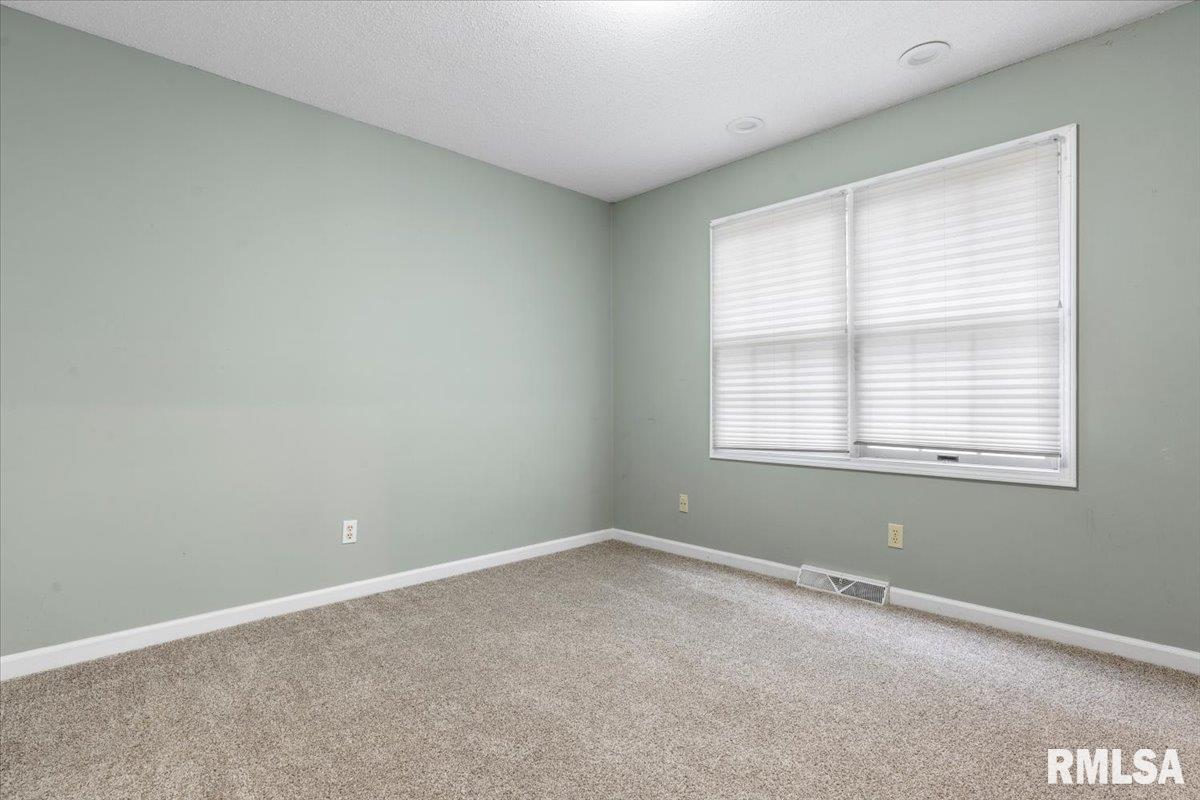 500 Clipper Road Springfield, IL 62711 - Photo 12 of 31