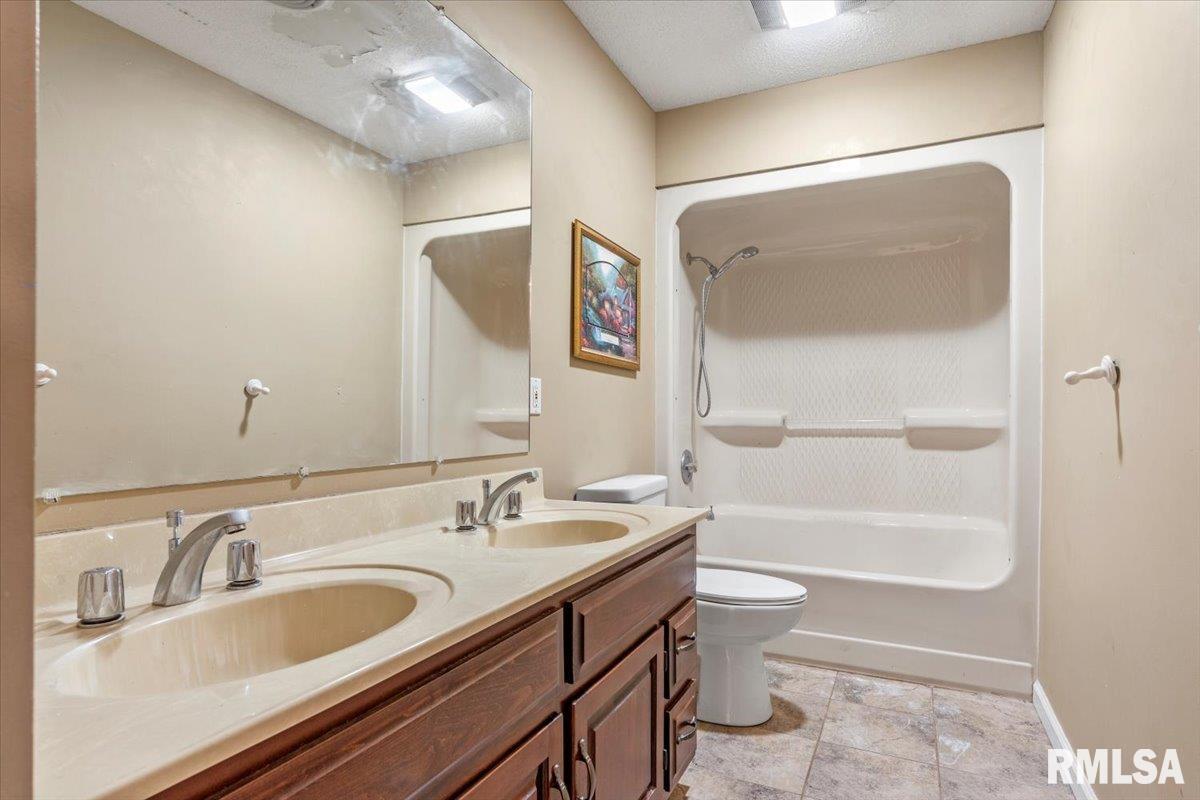 500 Clipper Road Springfield, IL 62711 - Photo 26 of 31