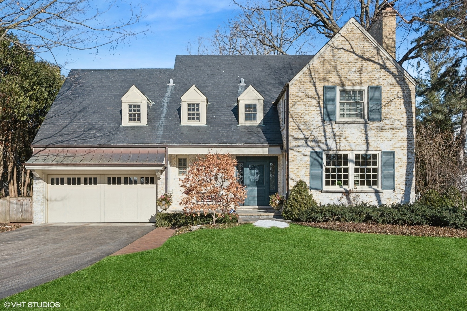 2822 Blackhawk Road Wilmette, IL 60091 - Photo 1 of 33