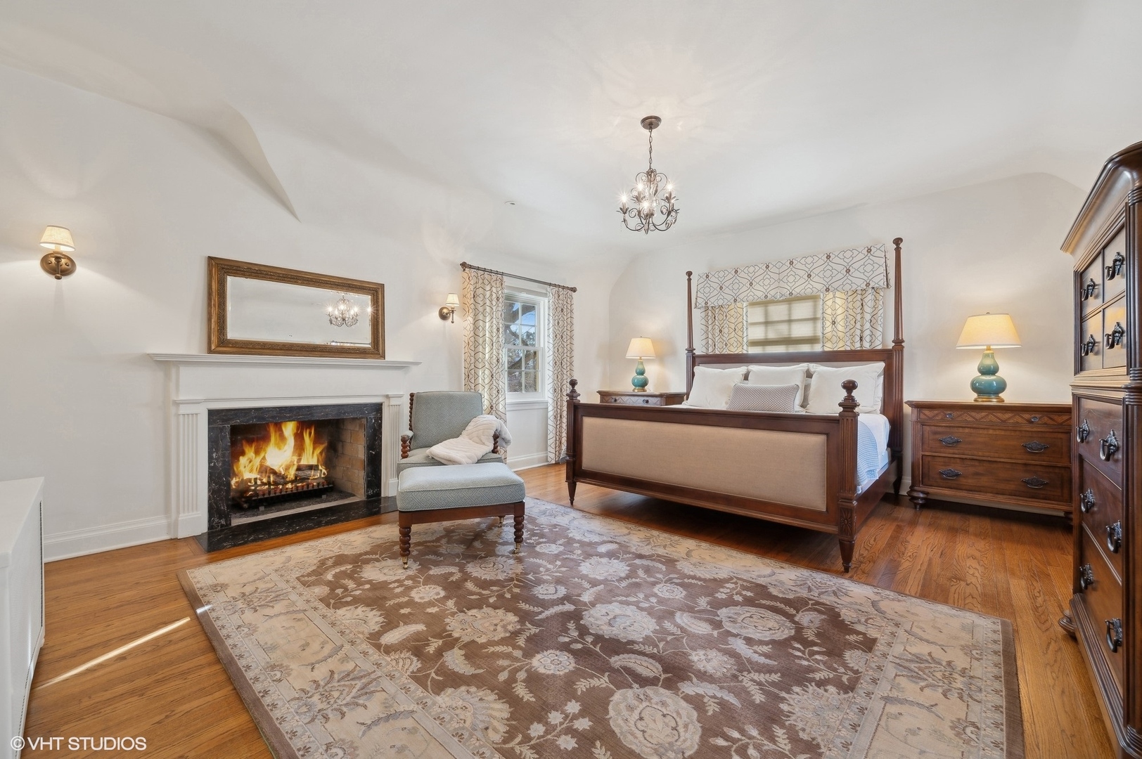 2822 Blackhawk Road Wilmette, IL 60091 - Photo 17 of 33