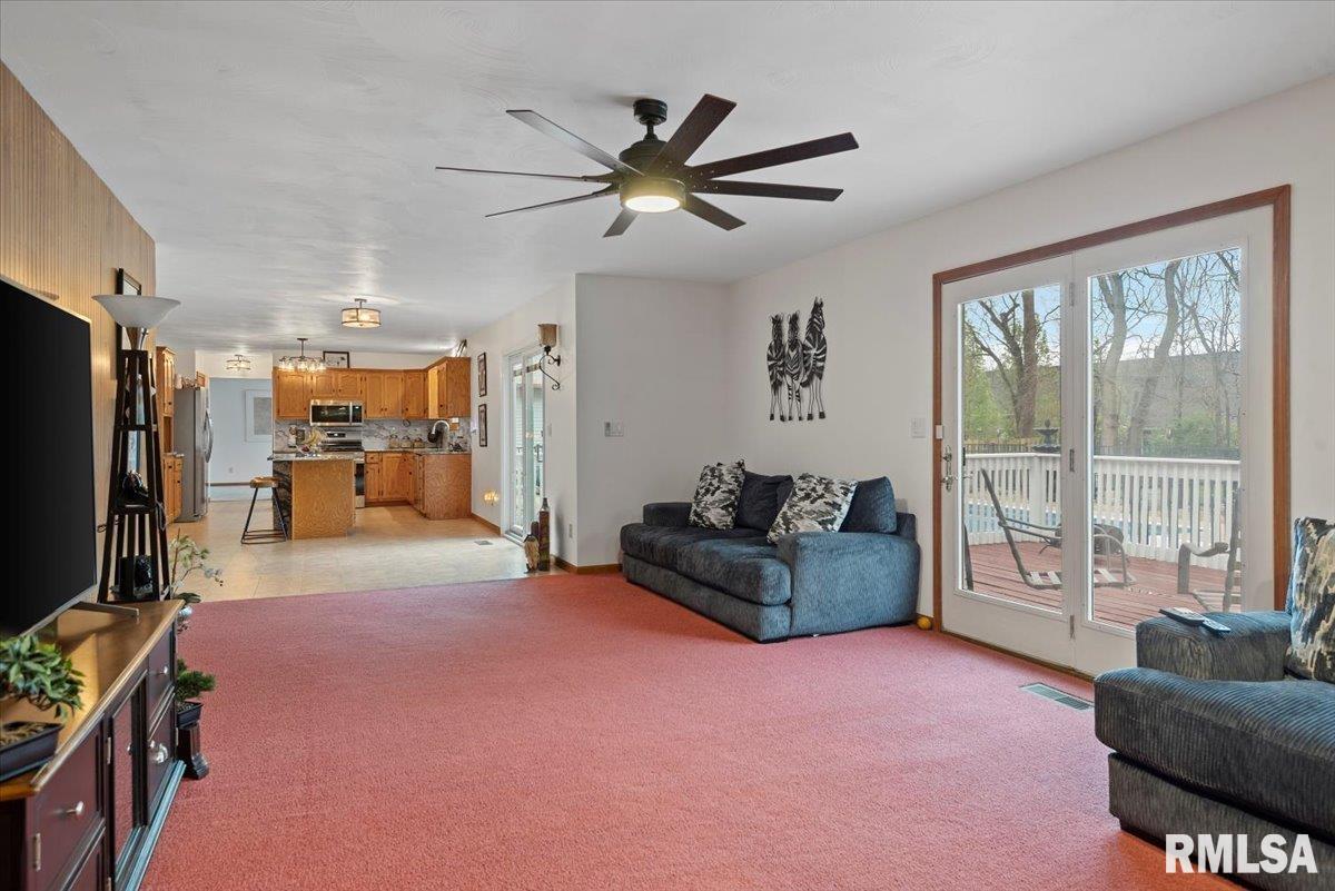 505 Tecumseh Trail Springfield, IL 62711 - Photo 18 of 53