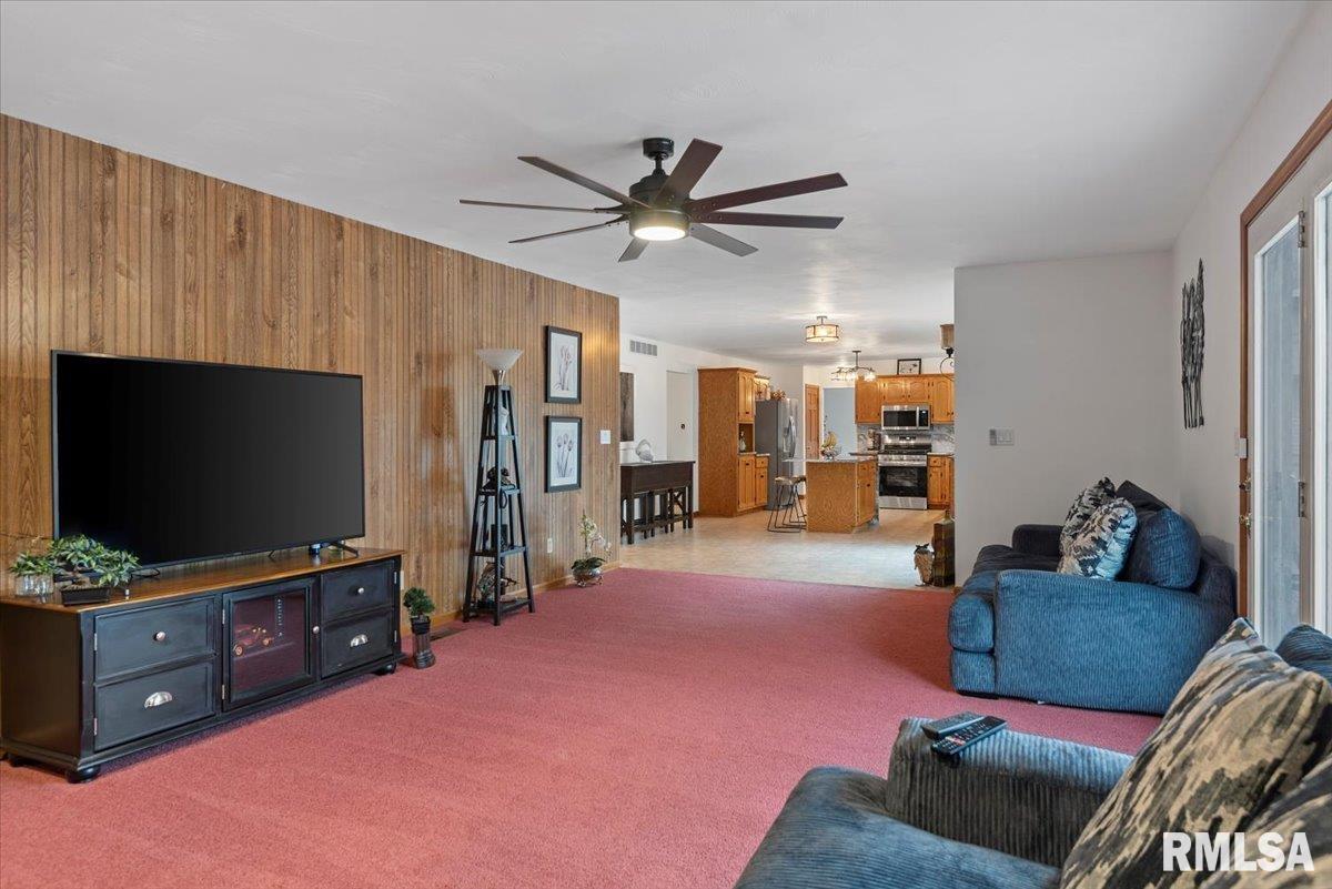 505 Tecumseh Trail Springfield, IL 62711 - Photo 19 of 53