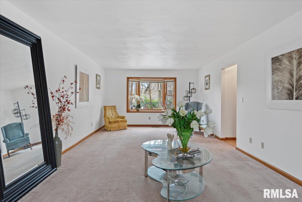 505 Tecumseh Trail Springfield, IL 62711 - Photo 6 of 53