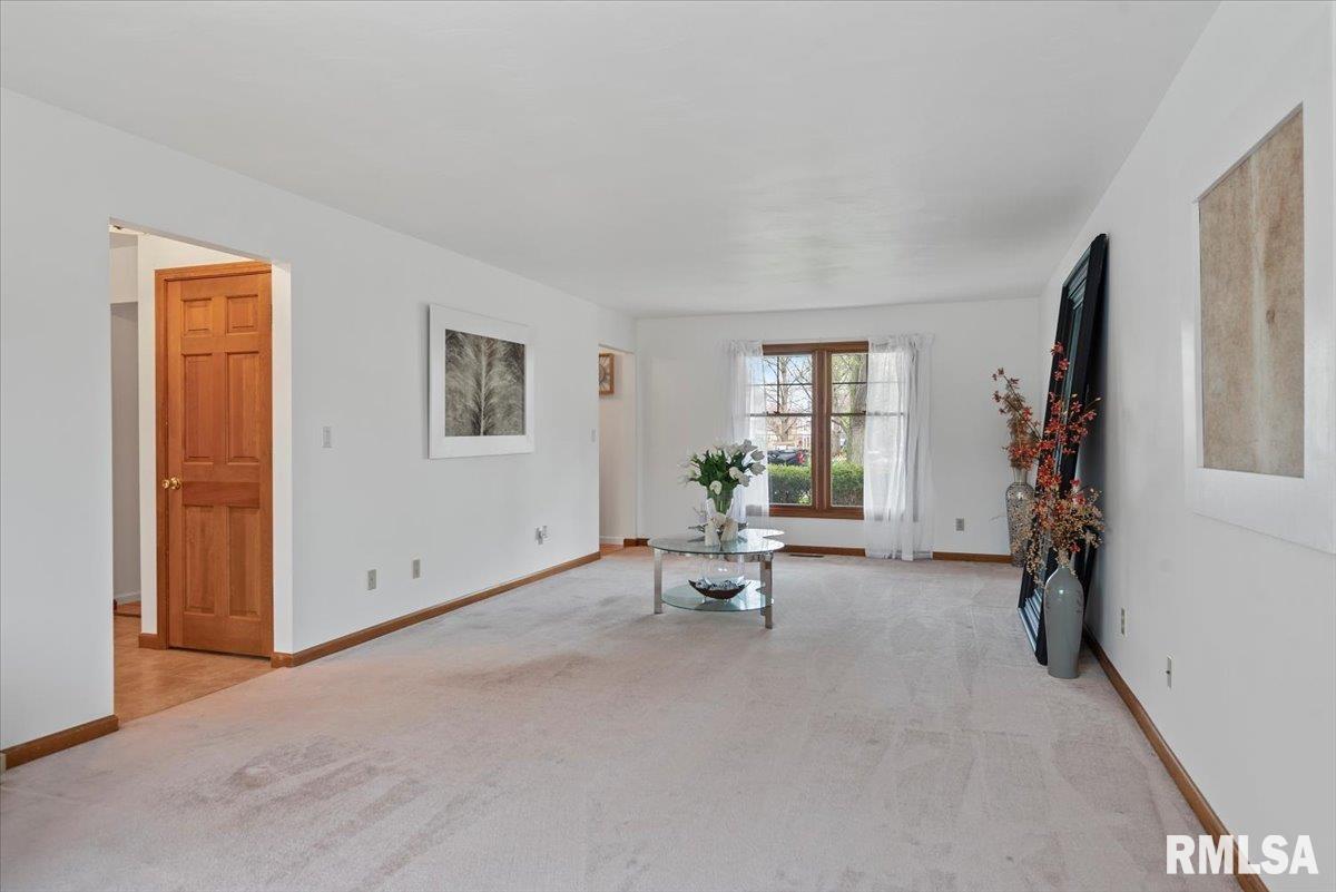 505 Tecumseh Trail Springfield, IL 62711 - Photo 8 of 53