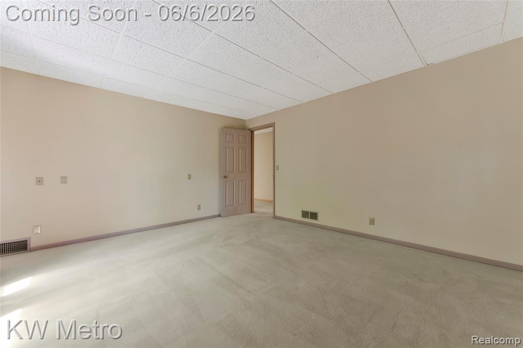 7348 Meadow Ridge Circle West Bloomfield, MI 48322 - Photo 43 of 59