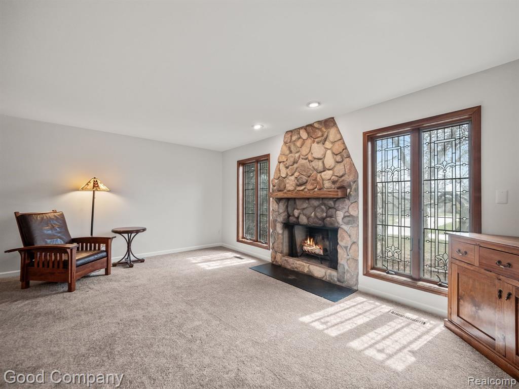 2520 Meadowview Court Rochester Hills, MI 48306 - Photo 8 of 20