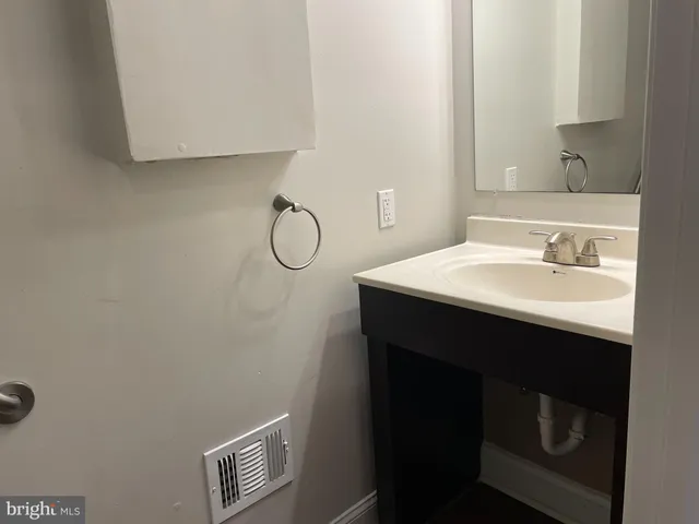 $1,425 | 6103 Bellona Avenue, Unit A, Baltimore, MD 21212