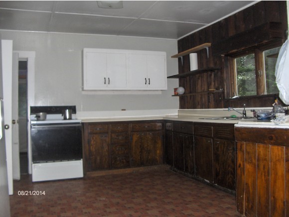 136 Camp Brook Road Bethel, VT 05032 - Photo 4 of 22