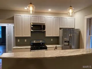 $535,000 | 1012 Commodore Drive, Richmond Heights, MO 63117