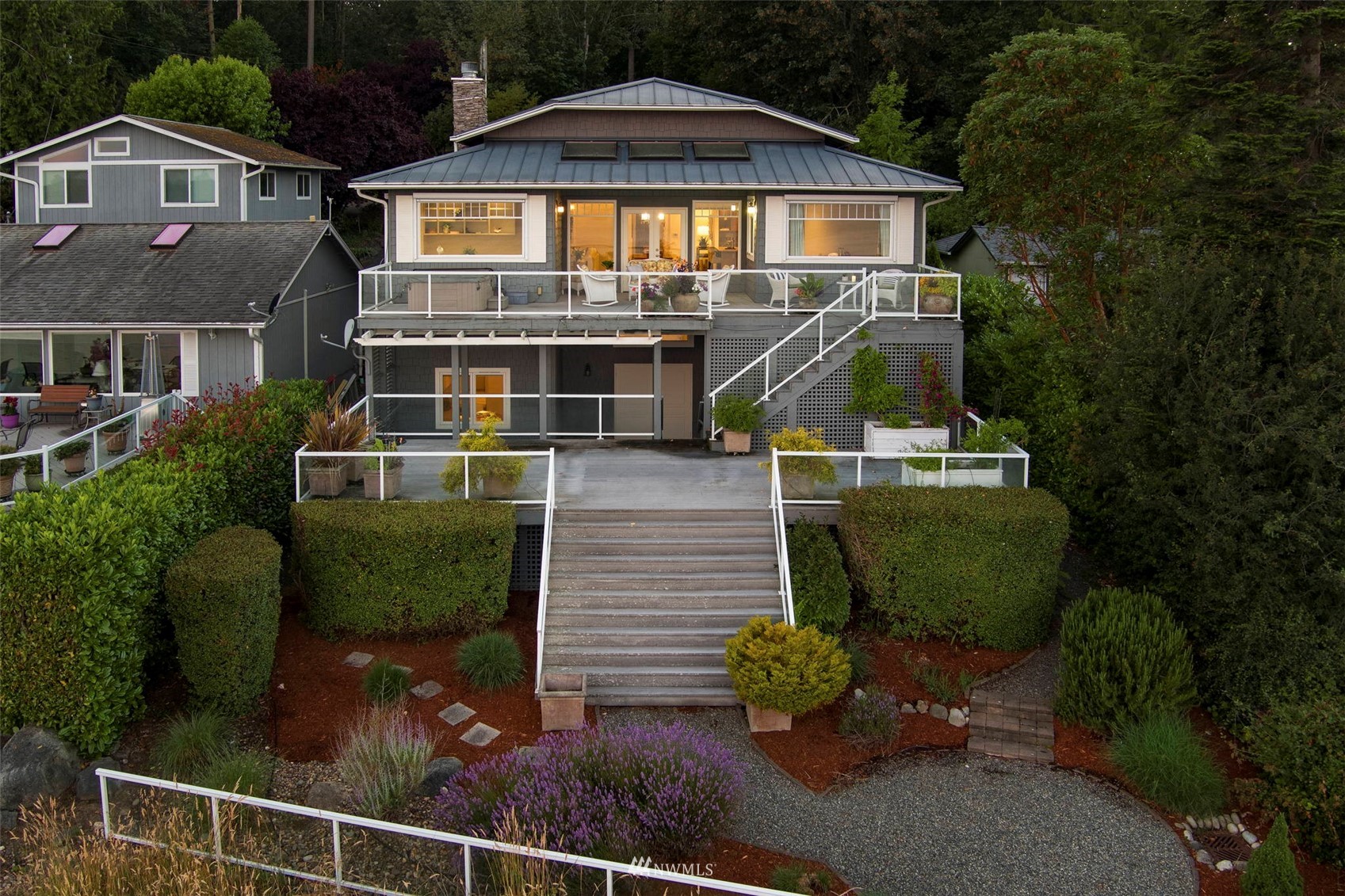 21954 President Point Road Northeast Kingston, WA 98346 - Photo 1 of 40 Gallery Image 1