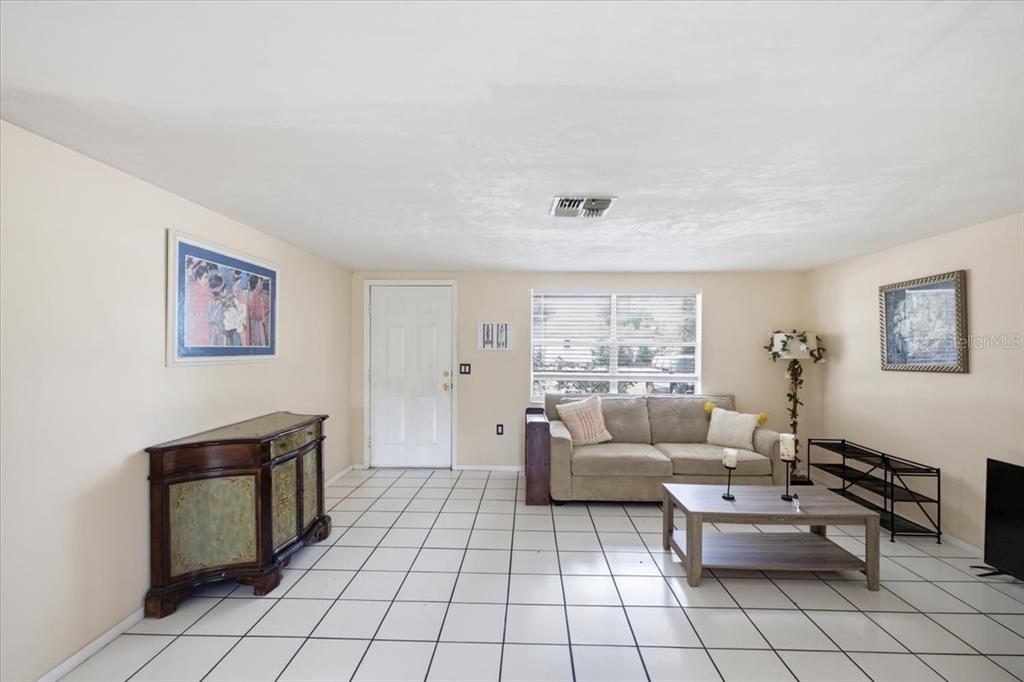 6037 Moog Road New Port Richey, FL 34653 - Photo 2 of 23 Gallery Image 2