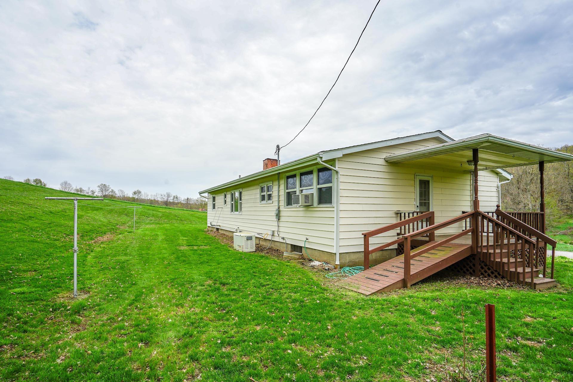 10863 Oldaker Road St. Louisville, OH 43071 - Photo 13 of 55