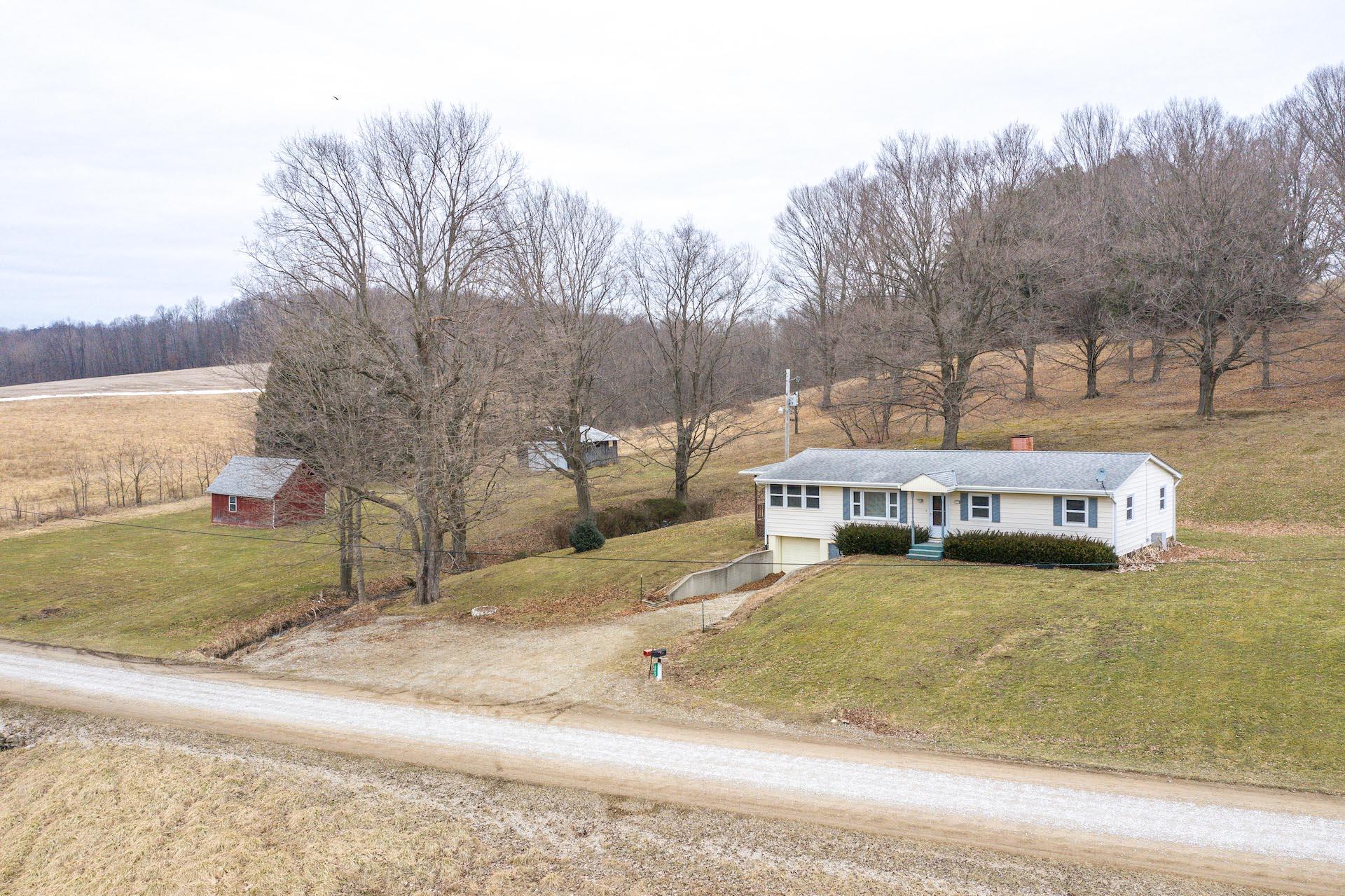 10863 Oldaker Road St. Louisville, OH 43071 - Photo 2 of 55