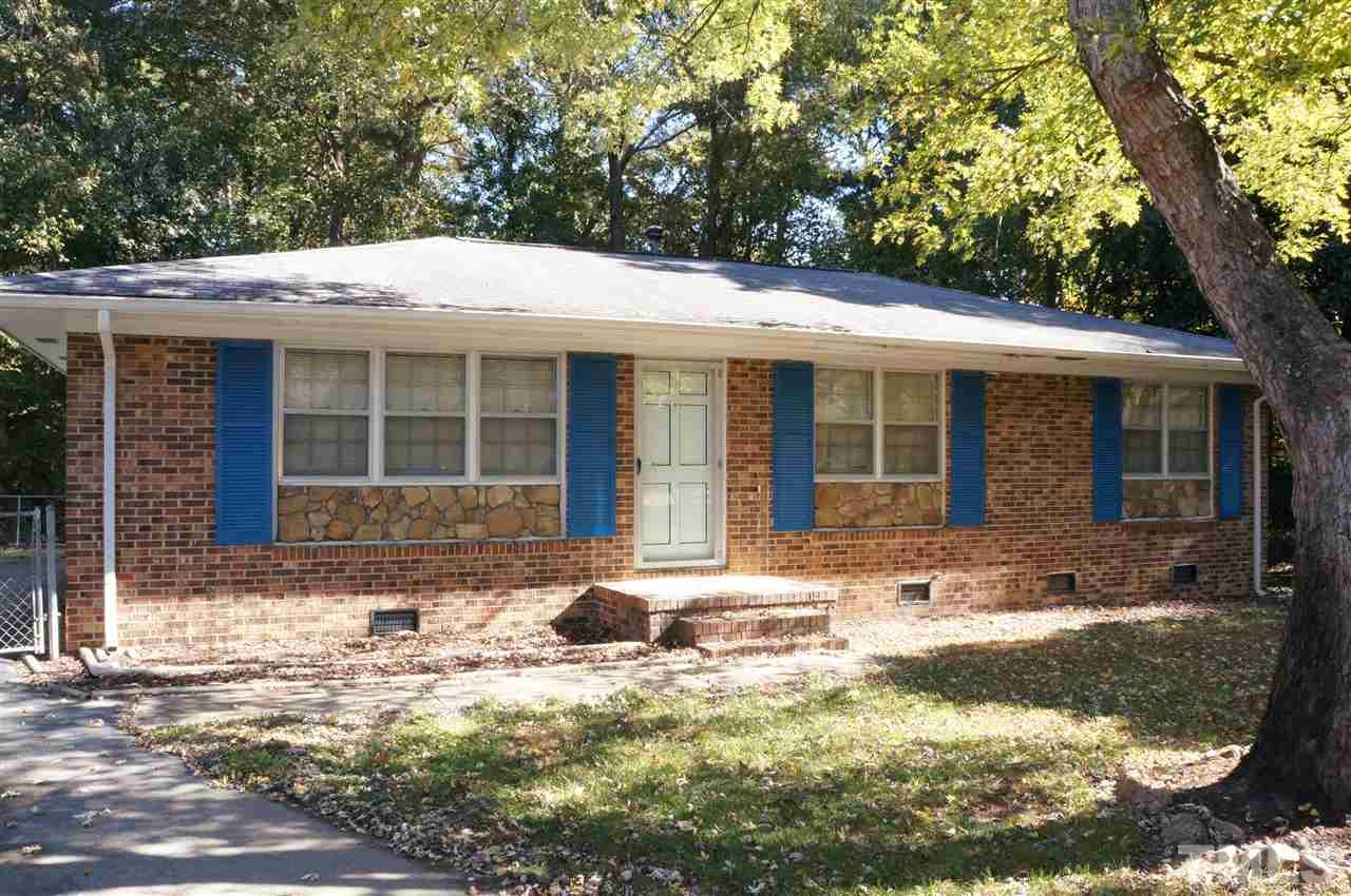 2909 Falkirk Place Raleigh, NC 27604 - Photo 3 of 17