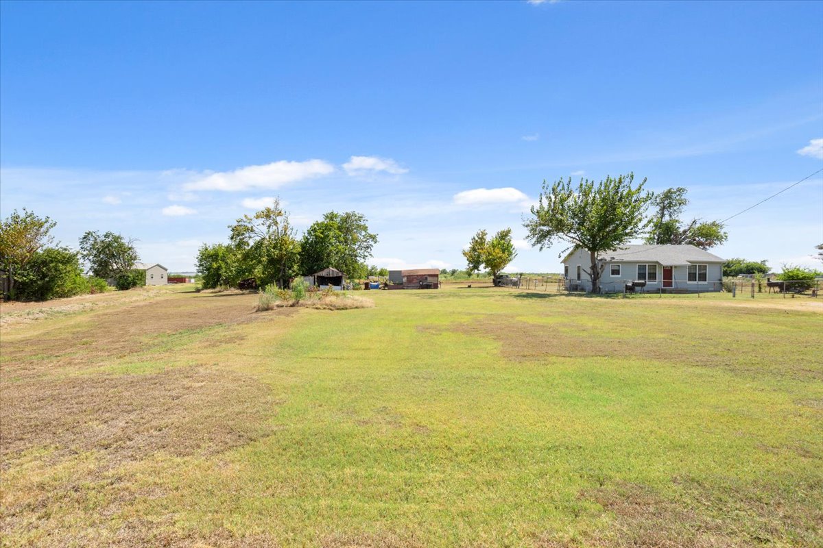 8813-8725 Stallion Road Temple, TX 76501 - Photo 34 of 40 Farm House