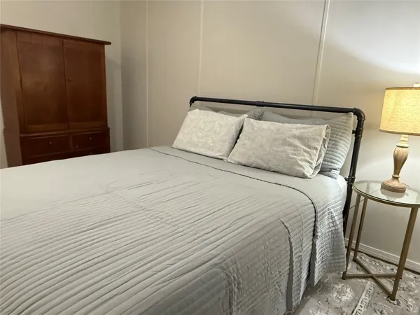 $1,975 | 3074 South Fm 1486 Road, Montgomery, TX 77316