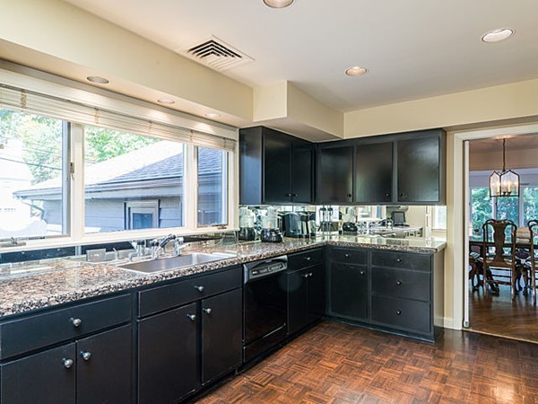 90 Country Club Road Newton, MA 02459 - Photo 10 of 18 Gallery Image 10