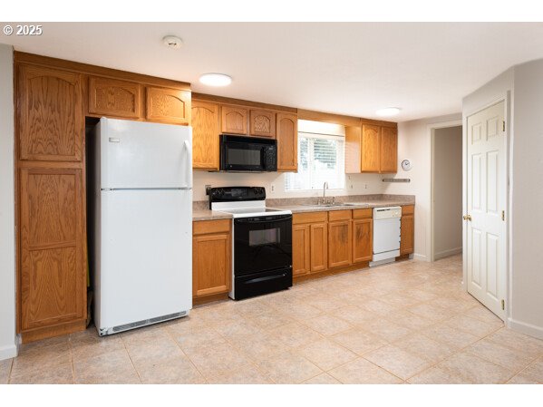 1750 Taney Street Eugene, OR 97402 - Photo 13 of 32