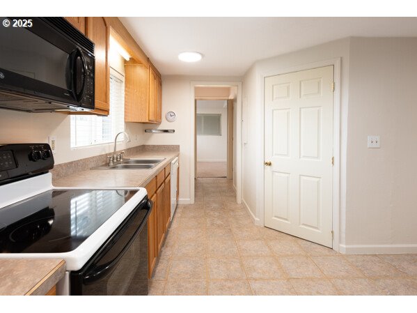 1750 Taney Street Eugene, OR 97402 - Photo 15 of 32