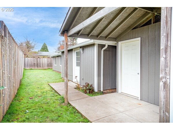 1750 Taney Street Eugene, OR 97402 - Photo 27 of 32