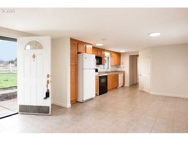 1750 Taney Street Eugene, OR 97402 - Photo 8 of 32