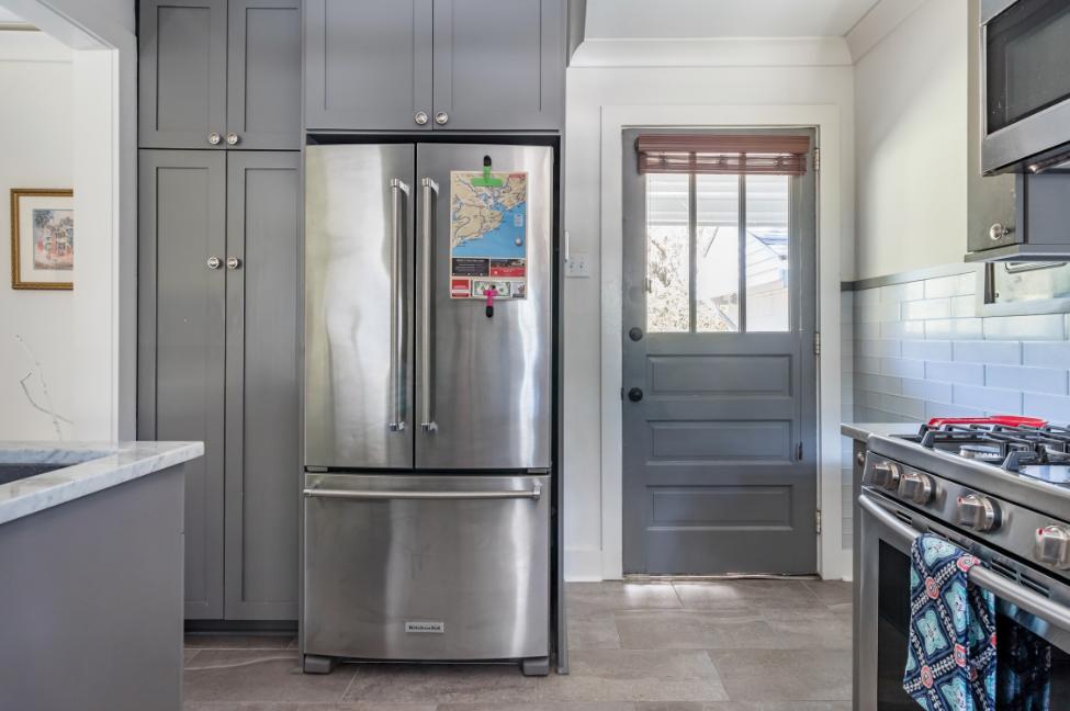 2112 Wappoo Hall Road Charleston, SC 29412 - Photo 14 of 32 Kitchen Entrance