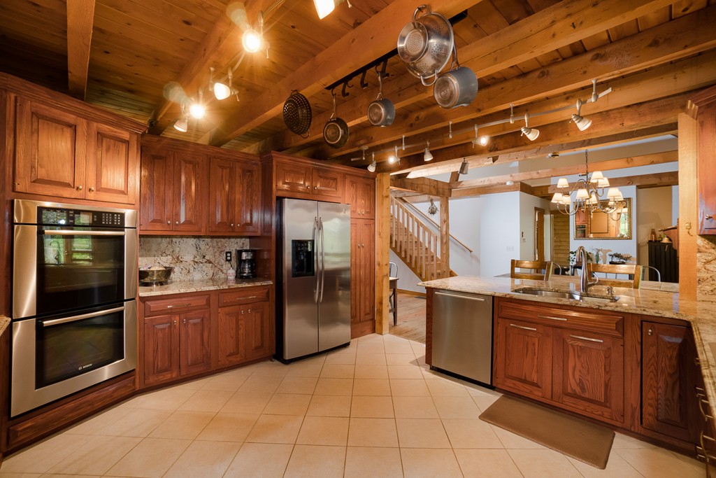 46 Wales Road Holland, MA 01521 - Photo 3 of 27 Gallery Image 3