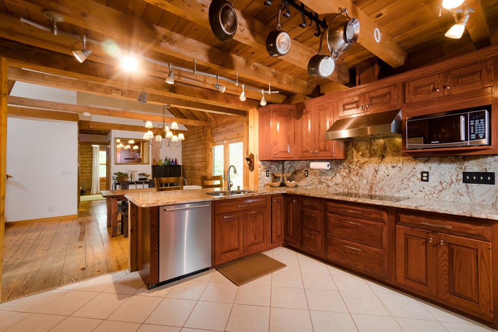 46 Wales Road Holland, MA 01521 - Photo 4 of 27 Gallery Image 4