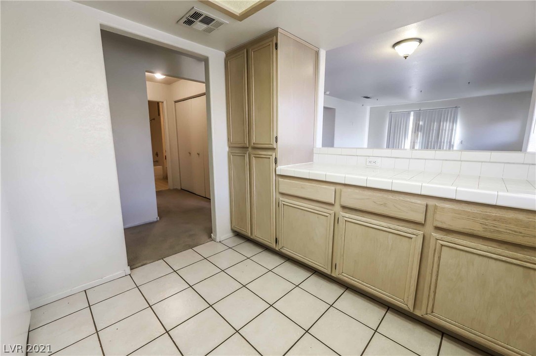 1851 Hillpointe Road, Unit 722 Henderson, NV 89074 - Photo 18 of 27 Gallery Image 18