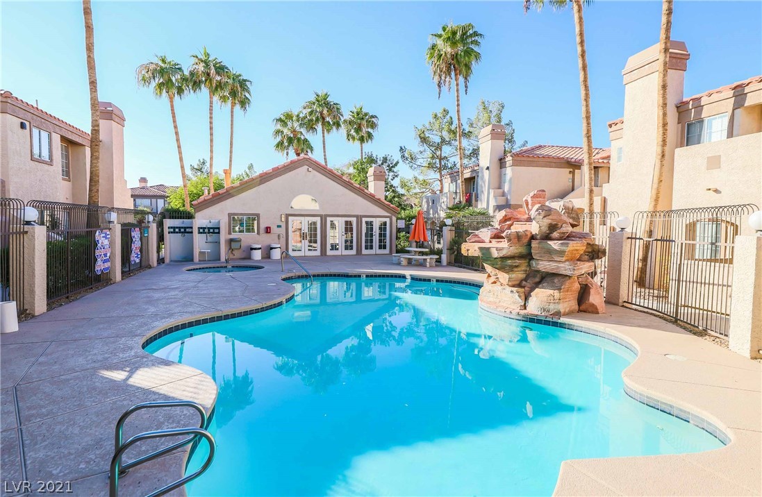 1851 Hillpointe Road, Unit 722 Henderson, NV 89074 - Photo 4 of 27 Gallery Image 4