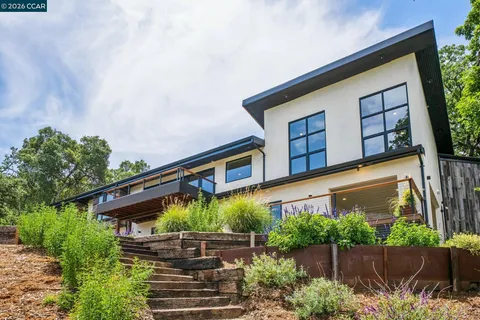 $3,988,000 | 205 Crestview Drive, Orinda, CA 94563