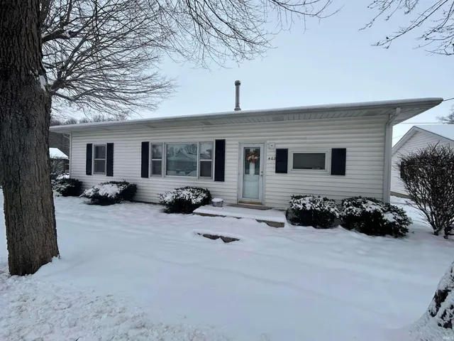 $134,900 | 402 East N Street, Galveston, IN 46932