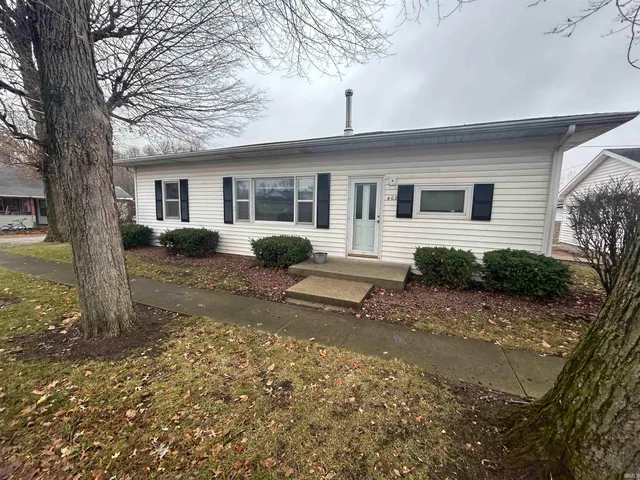 $134,900 | 402 East N Street, Galveston, IN 46932