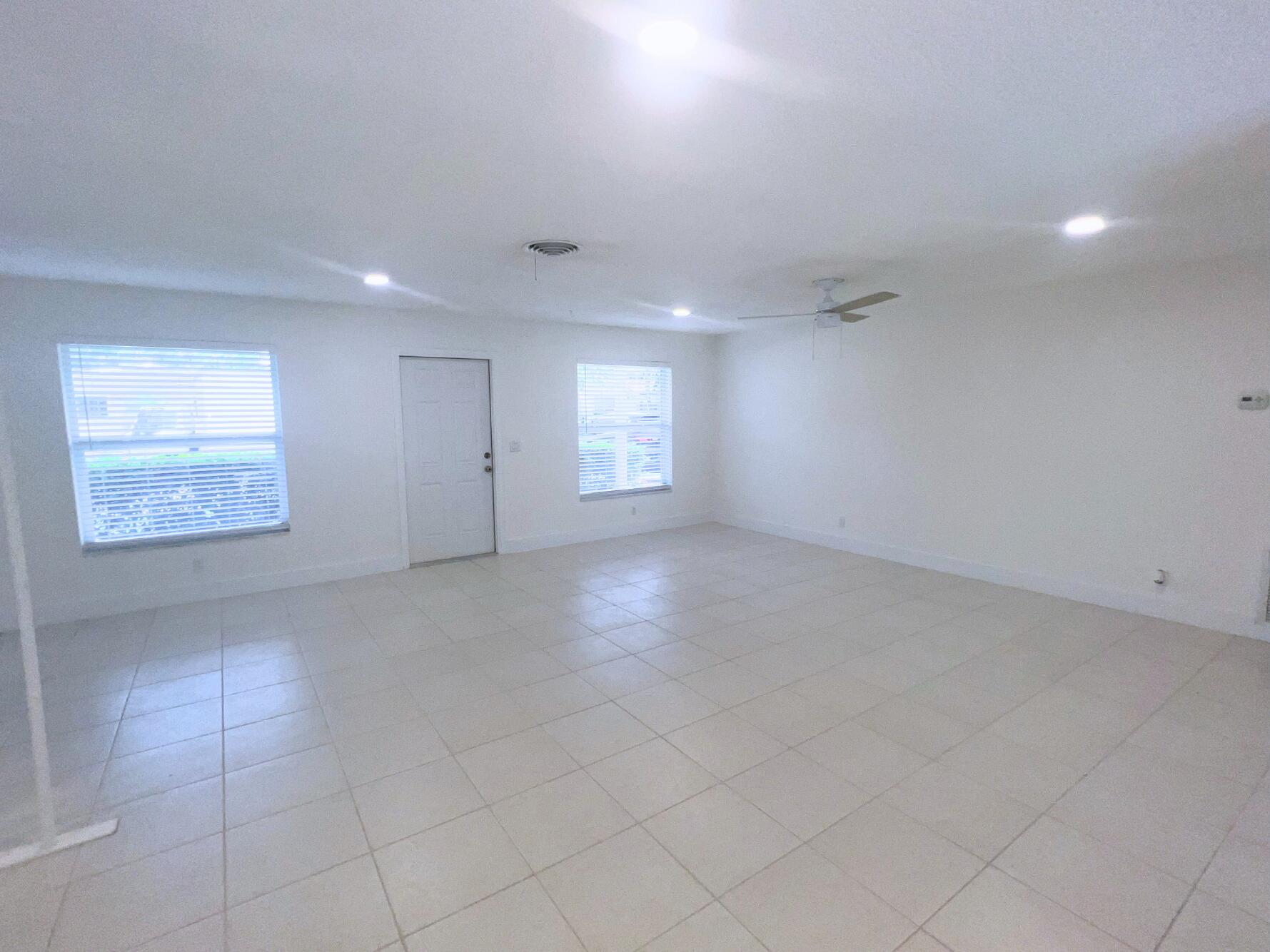 1260 Manor Drive Riviera Beach, FL 33404 - Photo 53 of 56 287