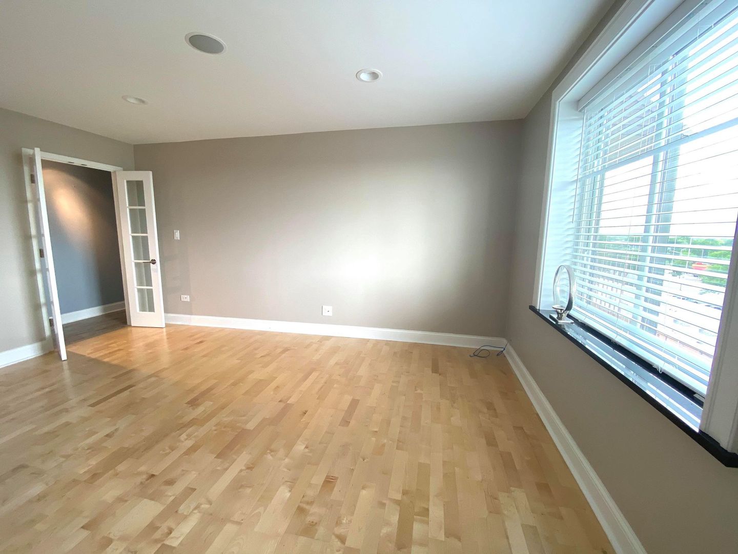 1717 West Crystal Lane, Unit 701 Mount Prospect, IL 60056 - Photo 17 of 34