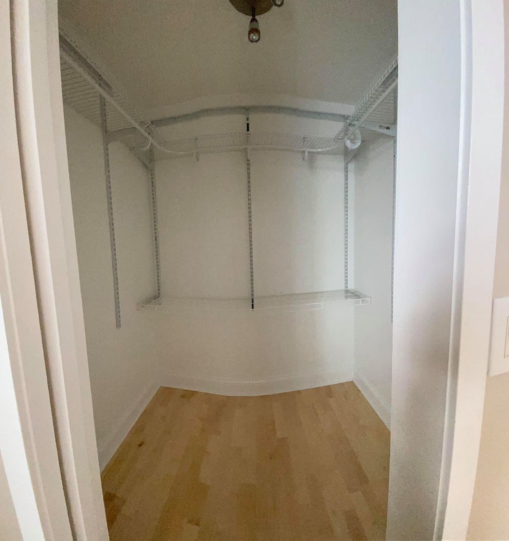 1717 West Crystal Lane, Unit 701 Mount Prospect, IL 60056 - Photo 18 of 34