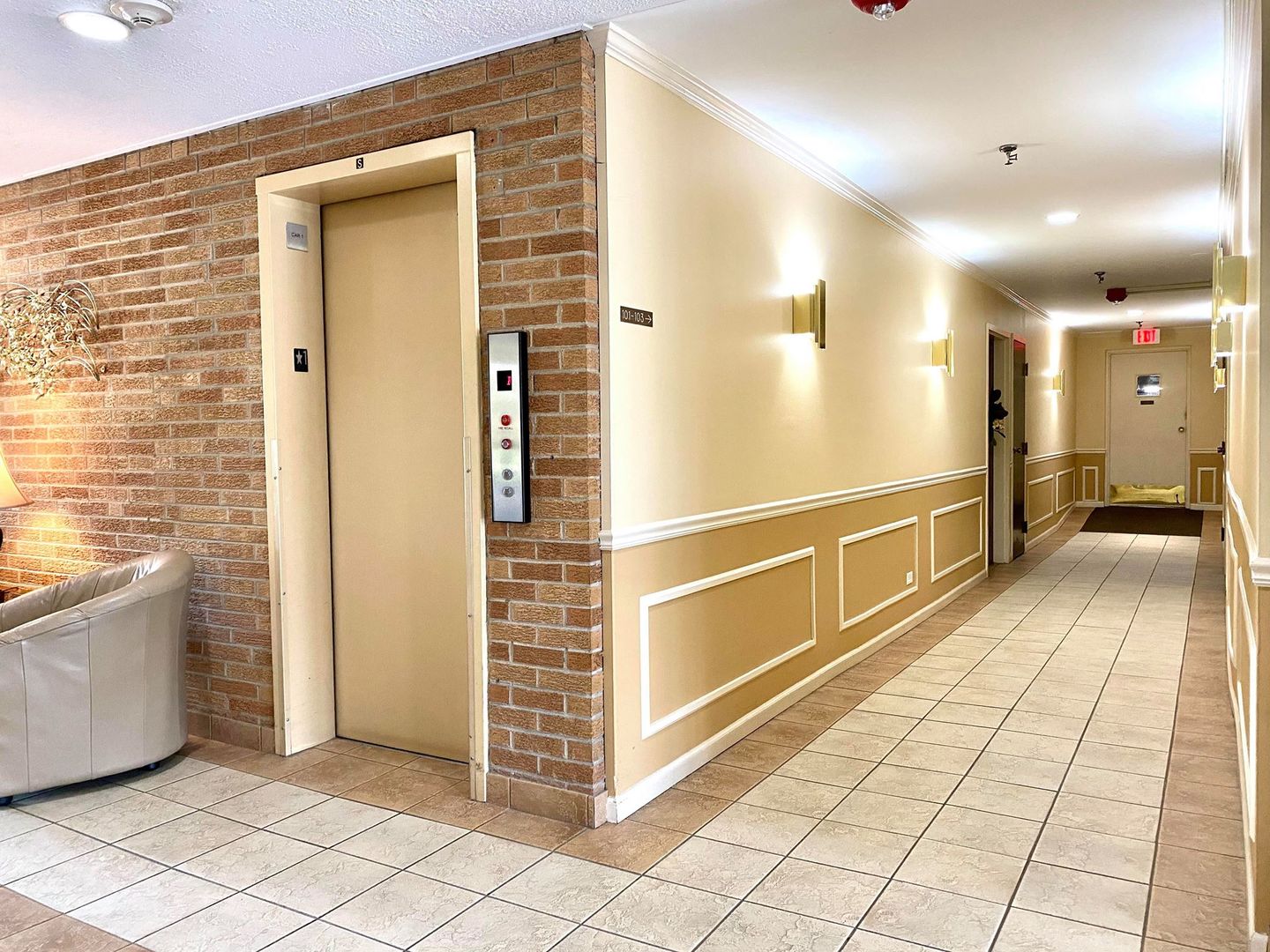 1717 West Crystal Lane, Unit 701 Mount Prospect, IL 60056 - Photo 32 of 34