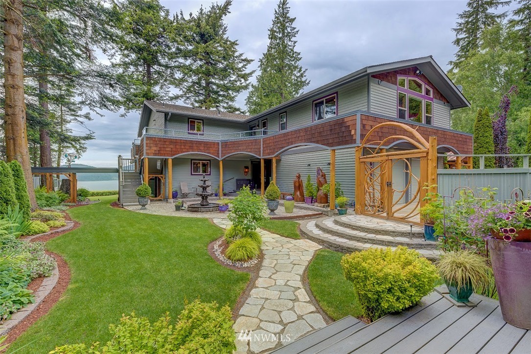 5314 West Shore Road Anacortes, WA 98221 - Photo 1 of 25 Gallery Image 1