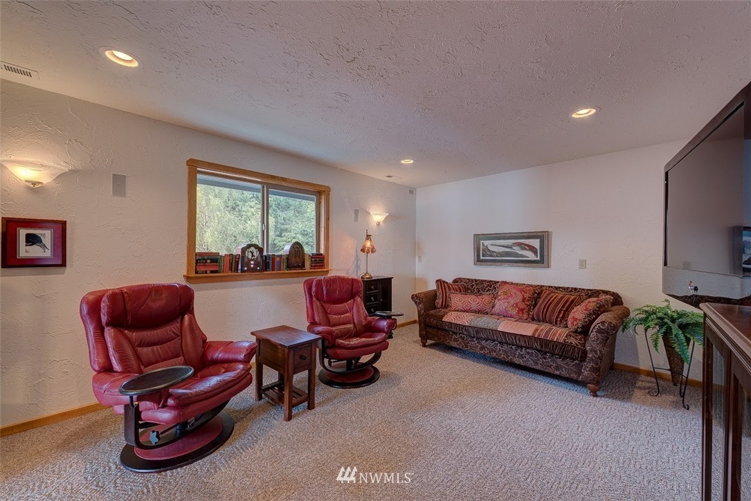 5314 West Shore Road Anacortes, WA 98221 - Photo 18 of 25 Gallery Image 18