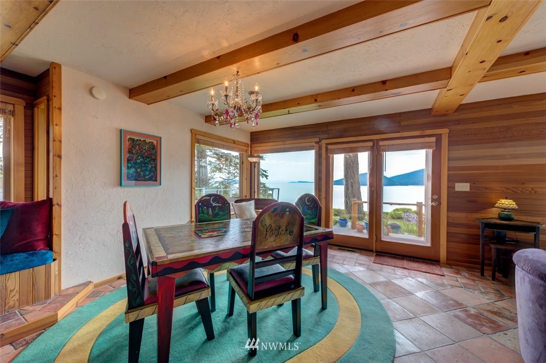 5314 West Shore Road Anacortes, WA 98221 - Photo 8 of 25 Gallery Image 8