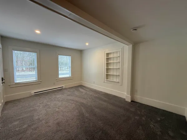 $1,600 | 22 Mace Road, Unit 3, Hampton, NH 03842