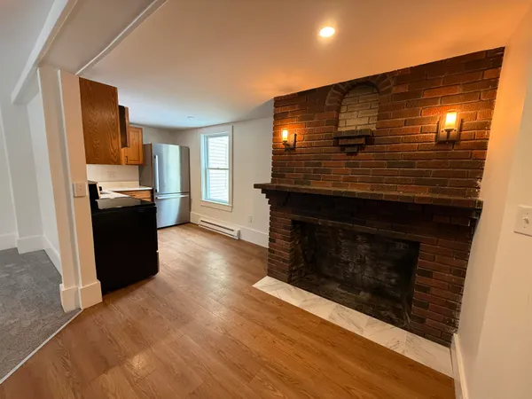 $1,600 | 22 Mace Road, Unit 3, Hampton, NH 03842